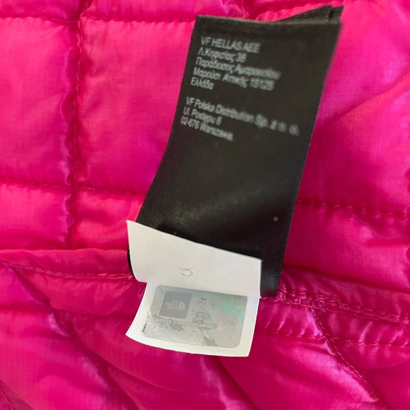 The North Face Thermoball Women's Pink Quilted Jacket - Picture 8 of 8